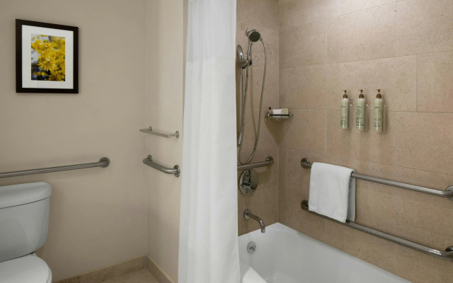 Renaissance Seattle Hotel