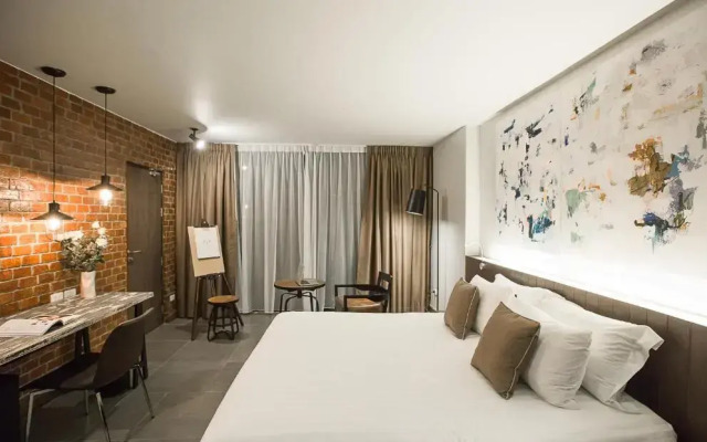 Art Mai Gallery Nimman Hotel