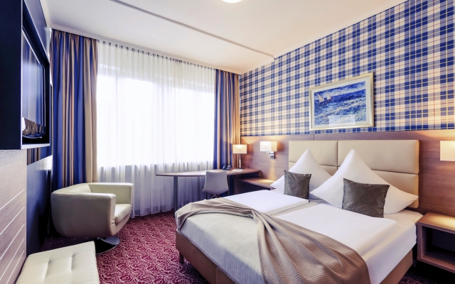 Отель Mercure Kaiserhof Frankfurt City Center