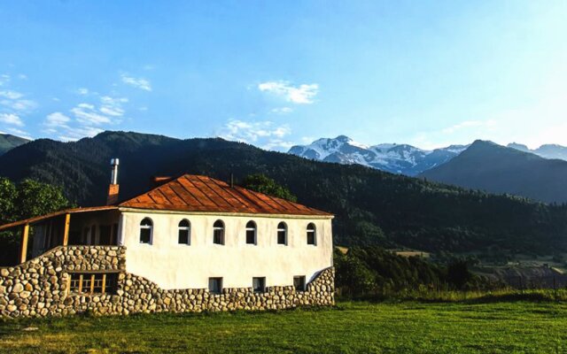 Family Gastro-Hotel Laleta in Mestia, Georgia from 31$, photos, reviews - zenhotels.com