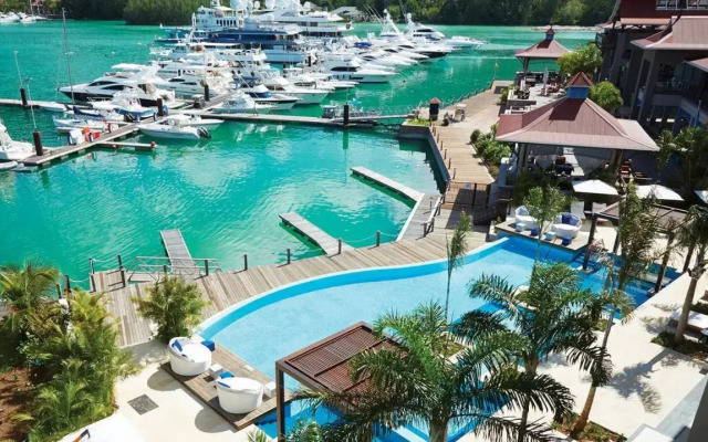 Eden Bleu Hotel