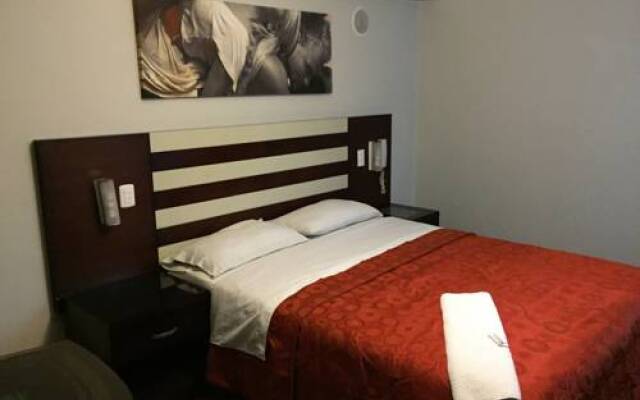 Thiana hotel