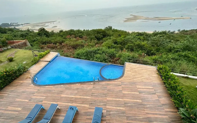 Sea Horizon Resort