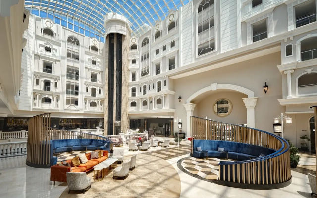 Seaden Sea World Resort & Spa