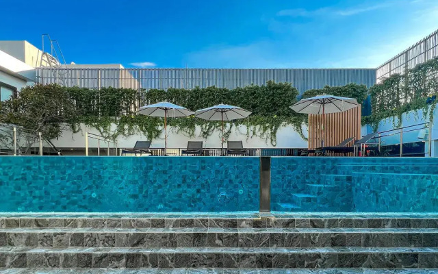 Amanta Hotel & Residence Sathorn