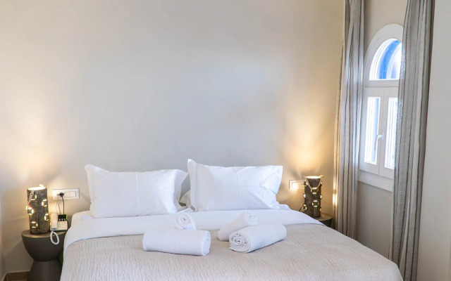 Bios Santorini Vegan - Vegetarian Boutique Hotel 