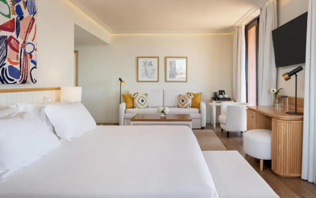 Отель H10 Costa Adeje Palace