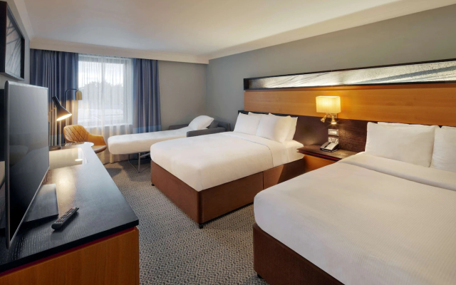 DoubleTree by Hilton Manchester Airport