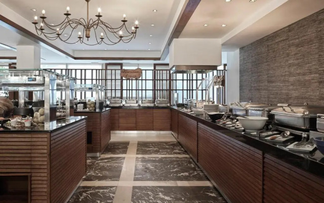 Kontokali Bay Resort & Spa