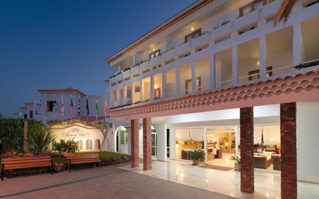 Regency Torviscas Apartments & Suites