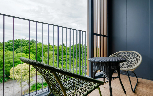 Corner Twin room with balcony and with garden view (트윈 침대 2개) 사진 2