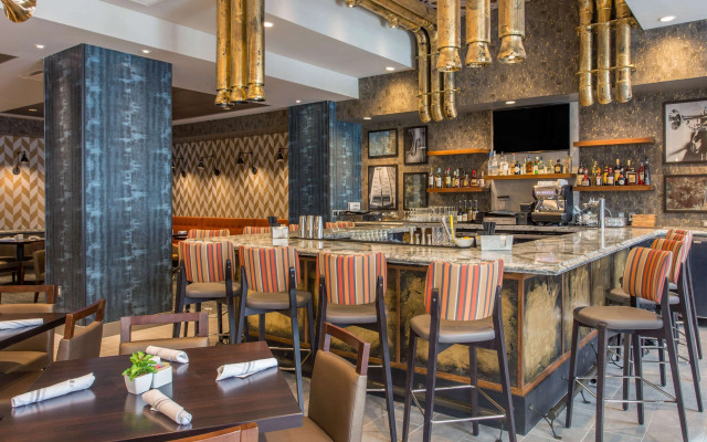 Cambria Hotel Downtown-Center City