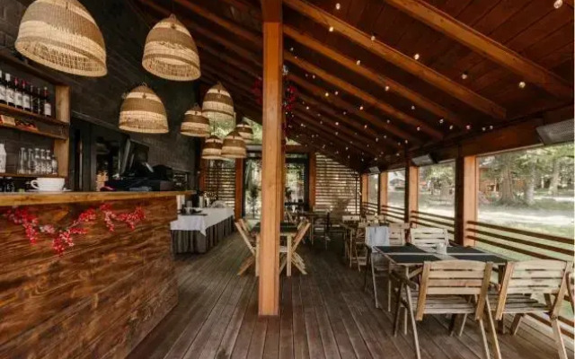 Dreamland Villas Hotel