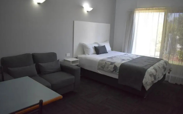 Riviana Motel