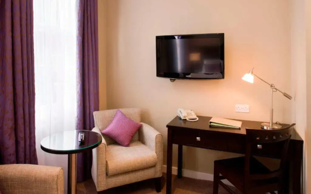 Berjaya Eden Park London Hotel