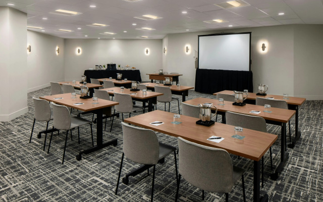 AC Hotel by Marriott Portland Lake Oswego