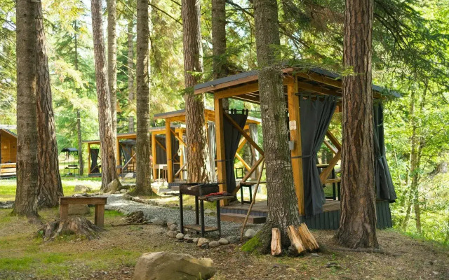 Khizhina Recreation camp