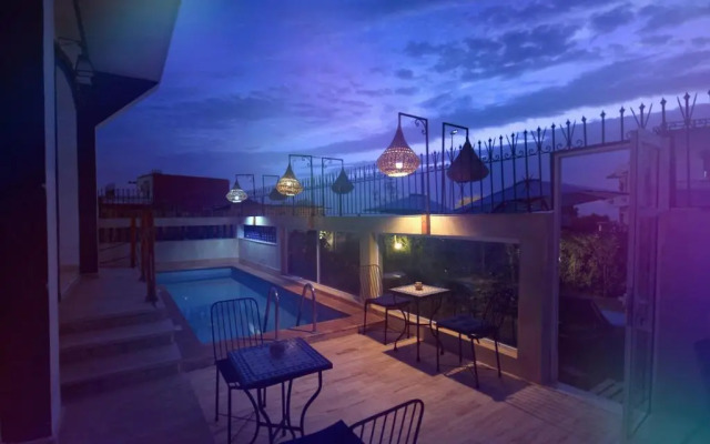 Blue Wave Lodge