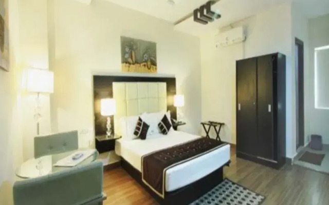 Hotel M Gachibowli by OYO Rooms