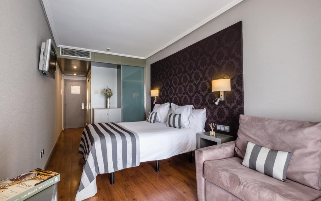 Standard Double room (full double bed) (bed type is subject to availability)