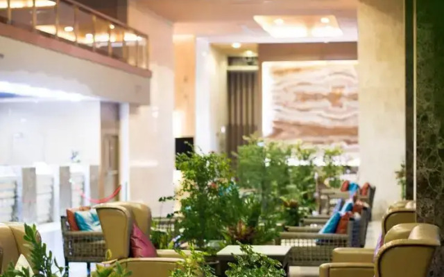 Grand Howard Hotel Bangkok