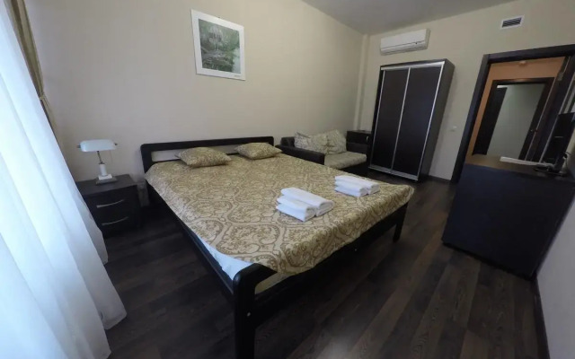 Doma Moskvyi V Suhume Hotel