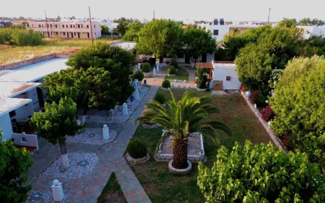 Avra Studios & Apartments