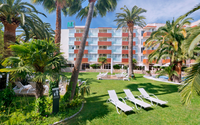 Monica Hotel