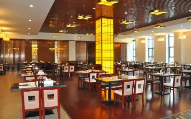 Dongfang Hotel