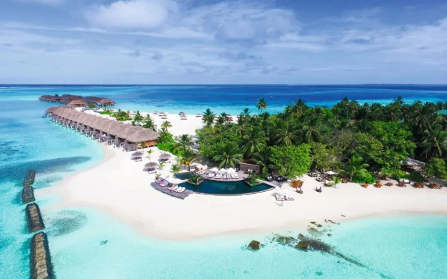 Constance Moofushi All Inclusive Hotel