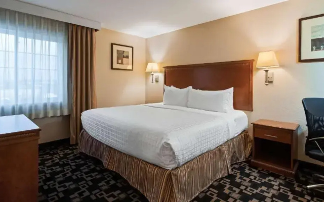Best Western Plus Wausau/Rothschild Hotel