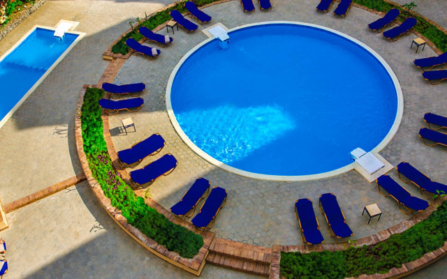 JAZ Neo Ivory Hotel