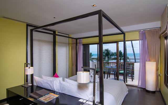 Apsara Beachfront Resort Hotel and Villa 