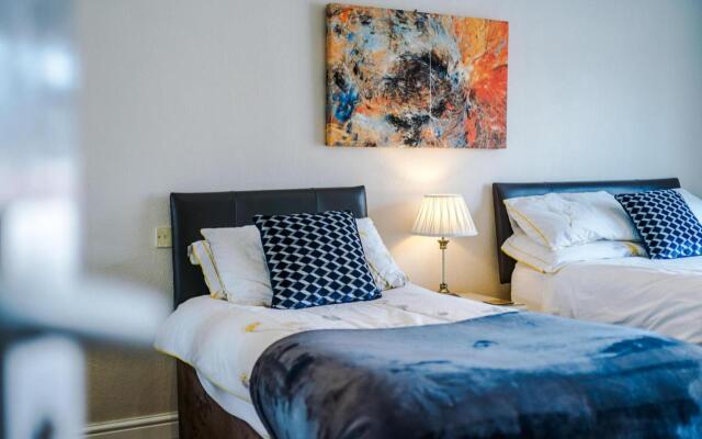 Holcombe Guest House