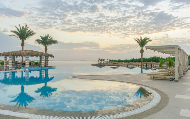 JAZ Elite Casa Del Mar Beach Hotel