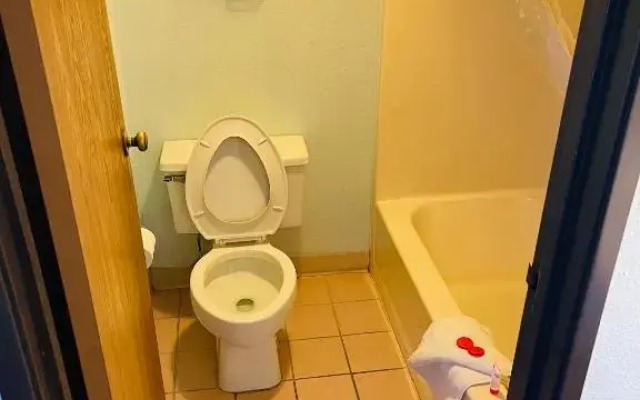Executive Inn