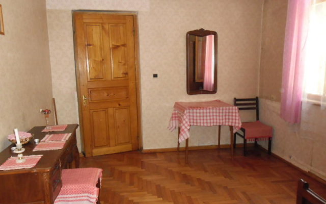 Guesthouse Pirosmani
