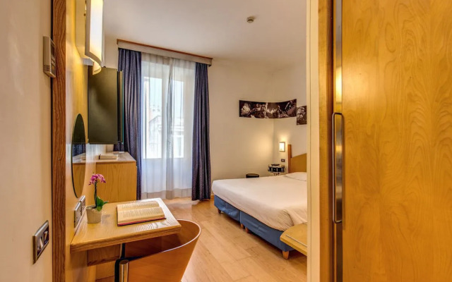 Hotel Franklin Feel The Sound