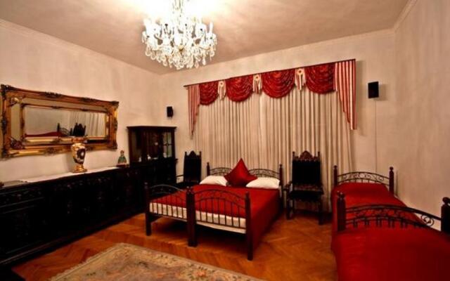 Versal Na Brestskoy Living Quarters
