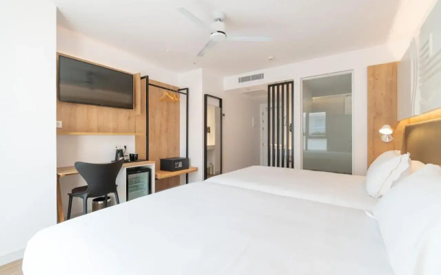 Senator Cala Millor Hotel