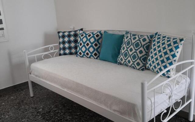 Flora Rooms & Apartments