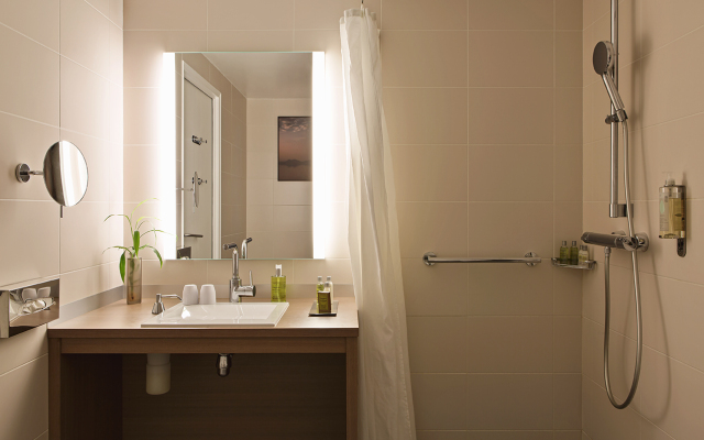 DoubleTree by Hilton Lyon Eurexpo & Spa