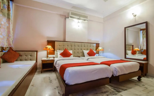 Hotel Raj Palace