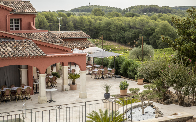 Domaine Rabiega - vineyard and boutique hotel