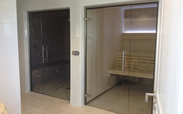 Val Baussenc, The Originals Relais