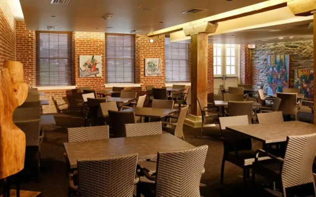 Lancaster Arts Hotel