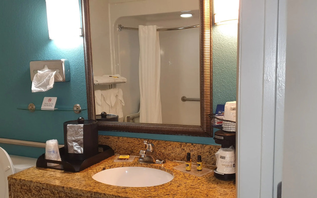 Best Western Plus Blue Angel Inn