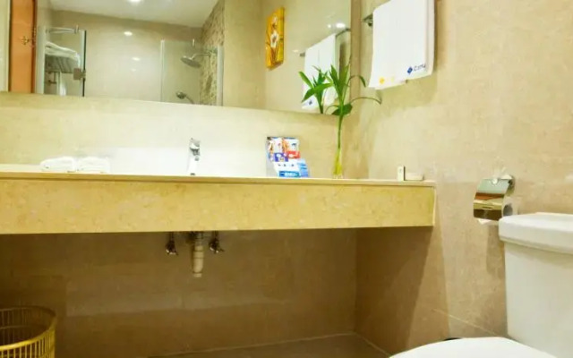 C.straits Beautiful Scene Hotel