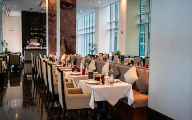 The Ritz-Carlton Residences, Dubai International Financial Centre