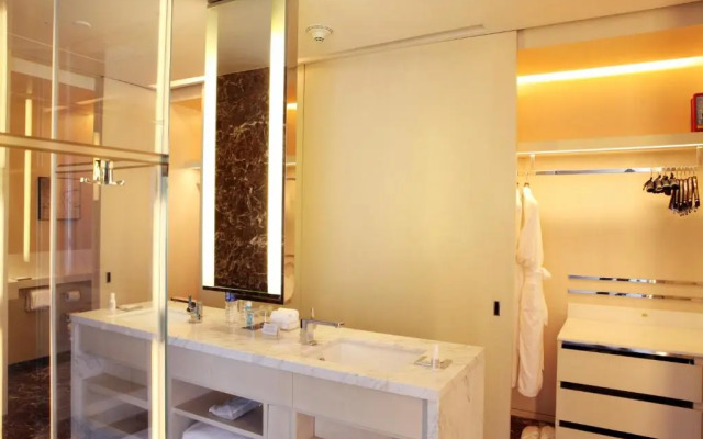 Grand Hyatt Guangzhou Hotel